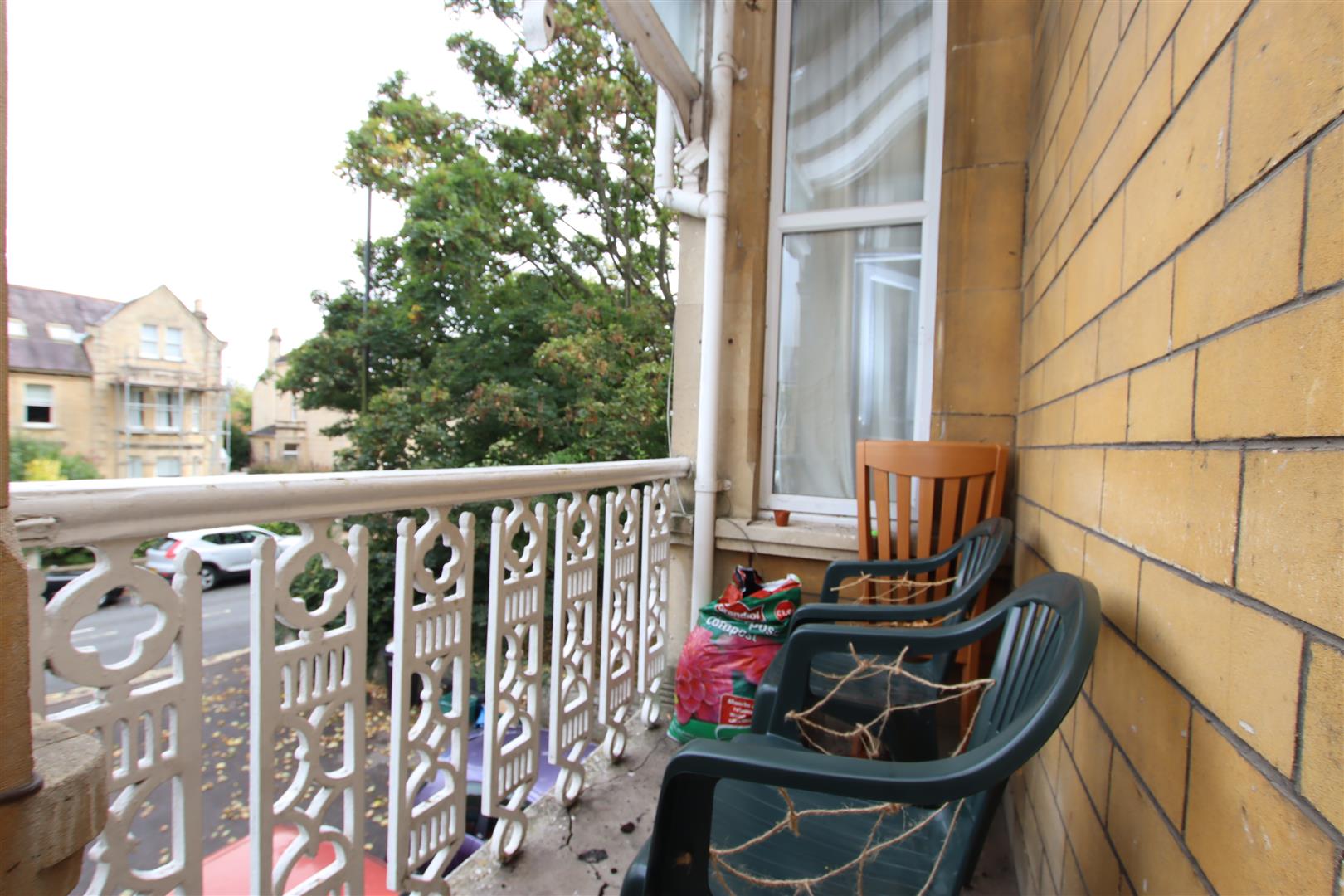 Combe Park, Bath, BA1